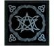 Altaarkleedje met Wicca symbolen in zacht fluweel uitgevoerd.