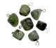 Pendentifs percés de Prehnite avec Actinolite et Tourmaline du Mali avec épingle en argent percée et œil suspendu.