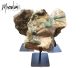 Emerald (100-400 grams) in mother rock, originating from Muzo in Colombia.