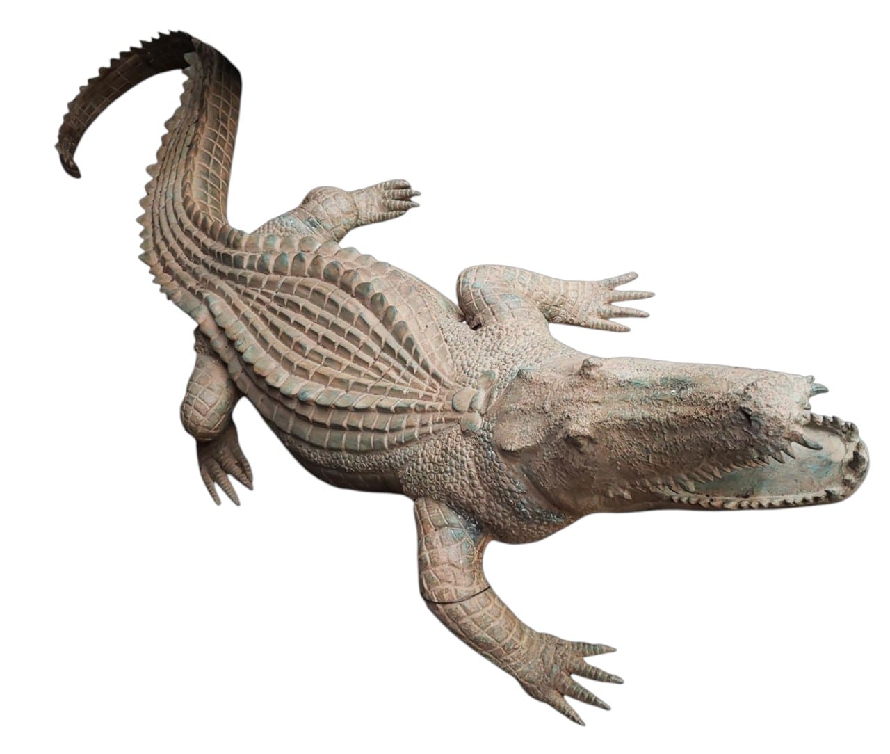 bronzen_krokodil_buiten.jpg