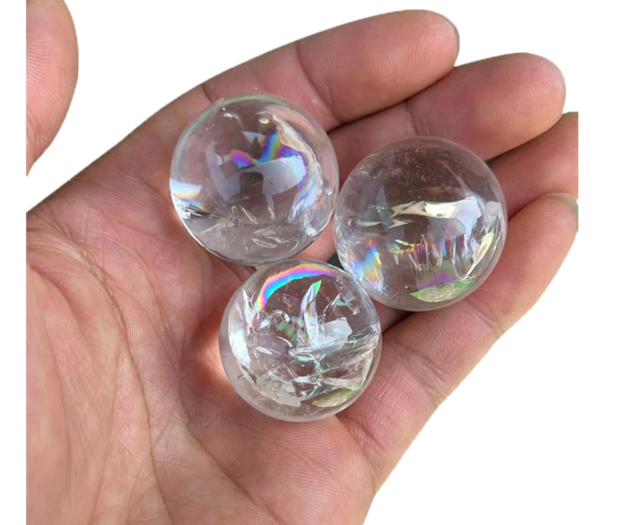 fm0001_crystalball_web-photoroom.jpg